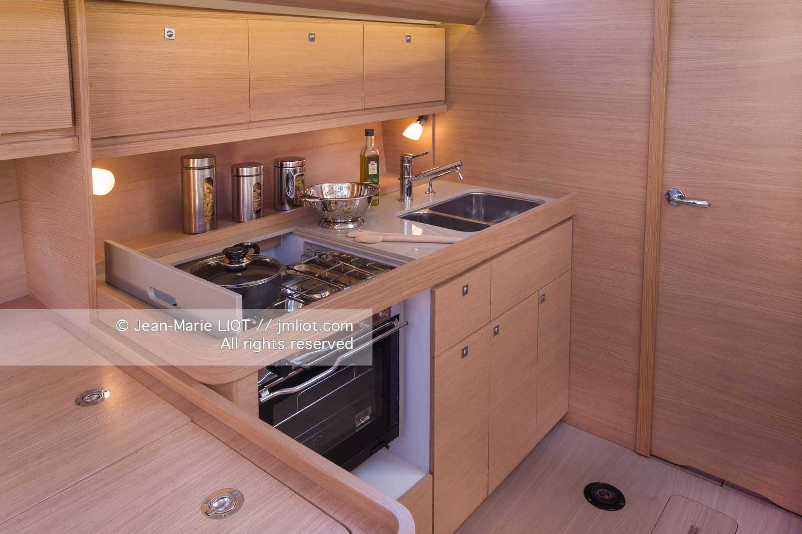 DUFOUR YACHTS - DUFOUR 410 NEW MODEL