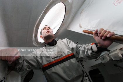 100923BRITAIR_138V6164