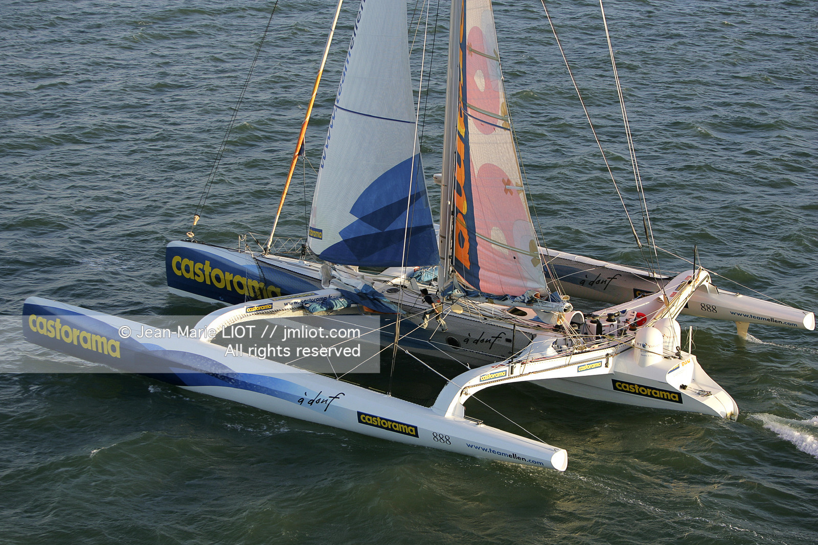 ELLEN MACARTHUR - MAXI TRIMARAN