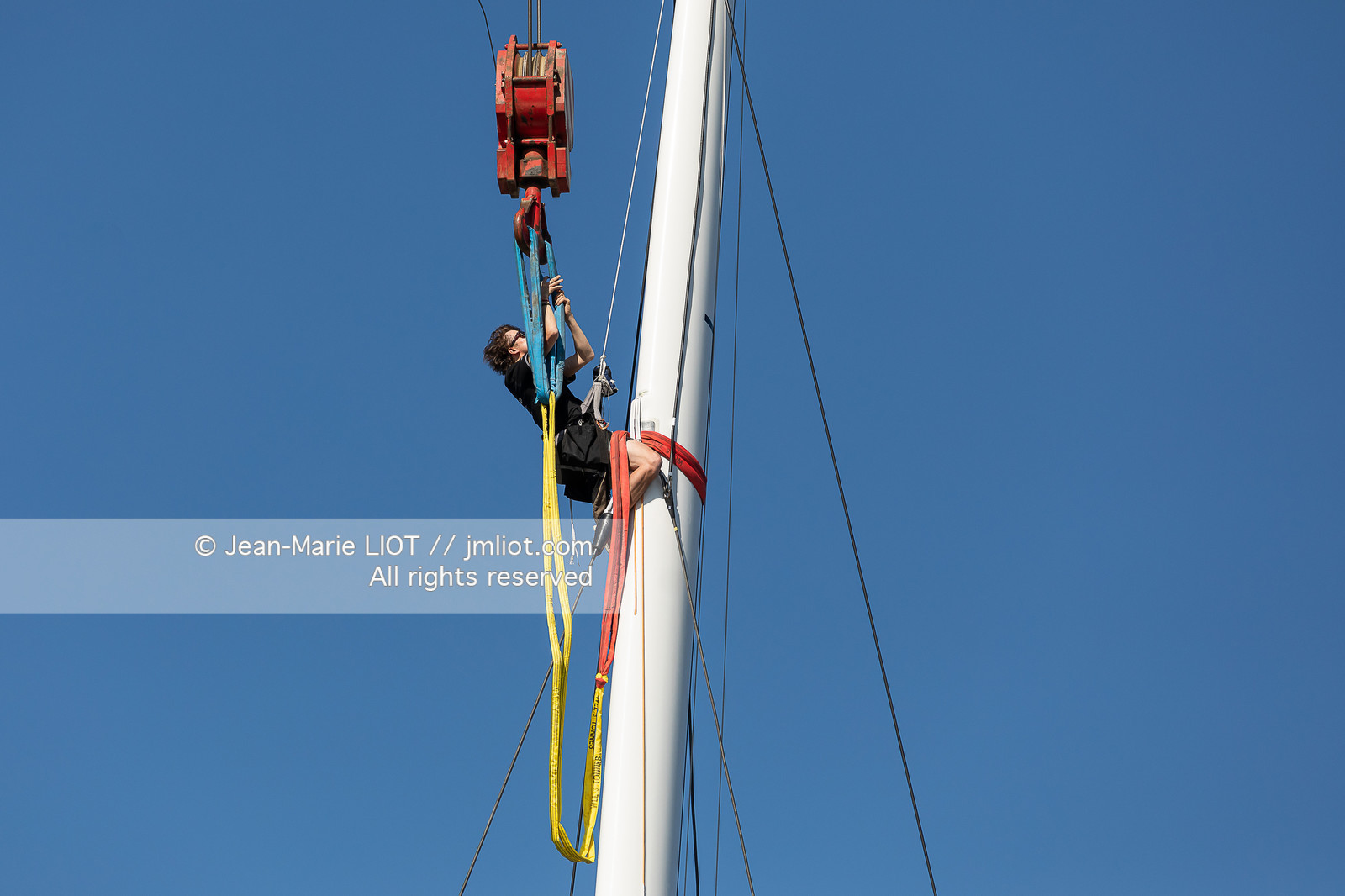 FABRICE AMEDEO - IMOCA NEWREST - ART & FENETRES 2020