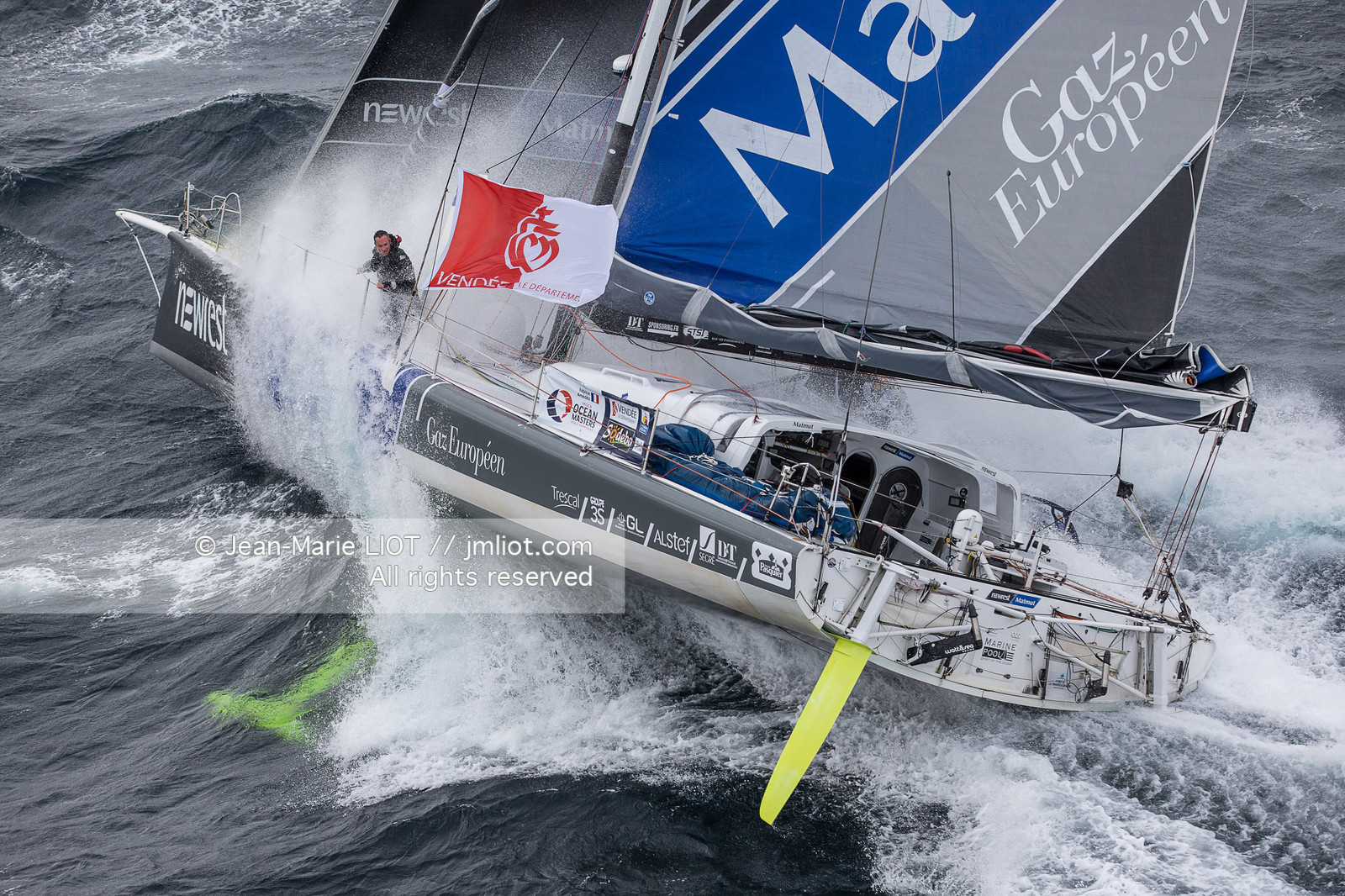 FABRICE AMEDEO - NEWREST-MATMUT - VENDEE GLOBE 2016-2017