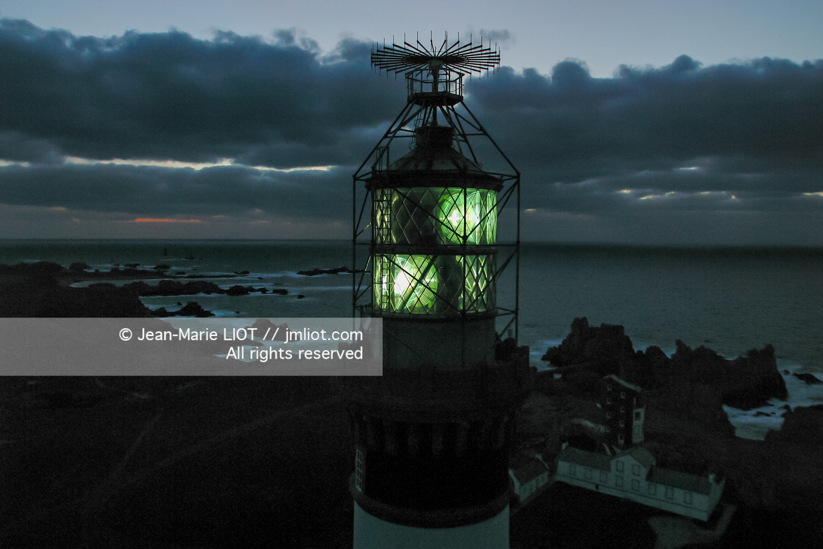 ILE D’OUESSANT - PHARE DU CREAC’H