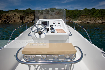 WHITE SHARK 226