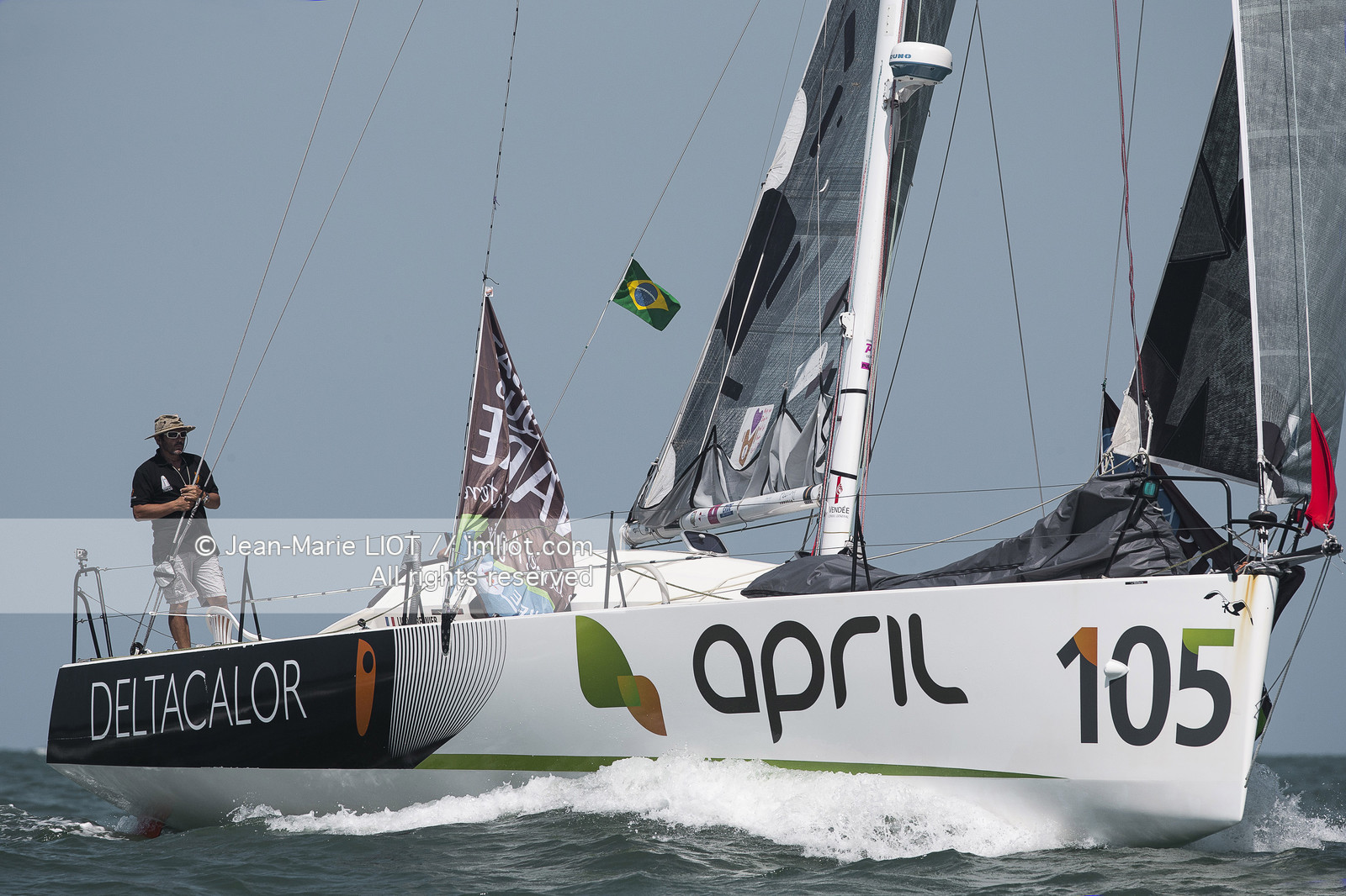 Class 40 APRIL DELTACALOR, Lionel Regnier, Tim Darni