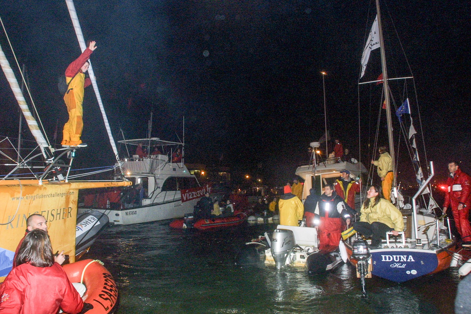 ARRIVEE ELLEN MACARTHUR - 2E