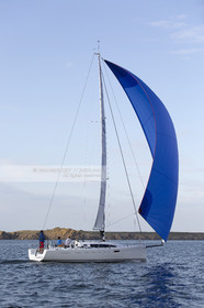 J COMPOSITES 2016 - J112E