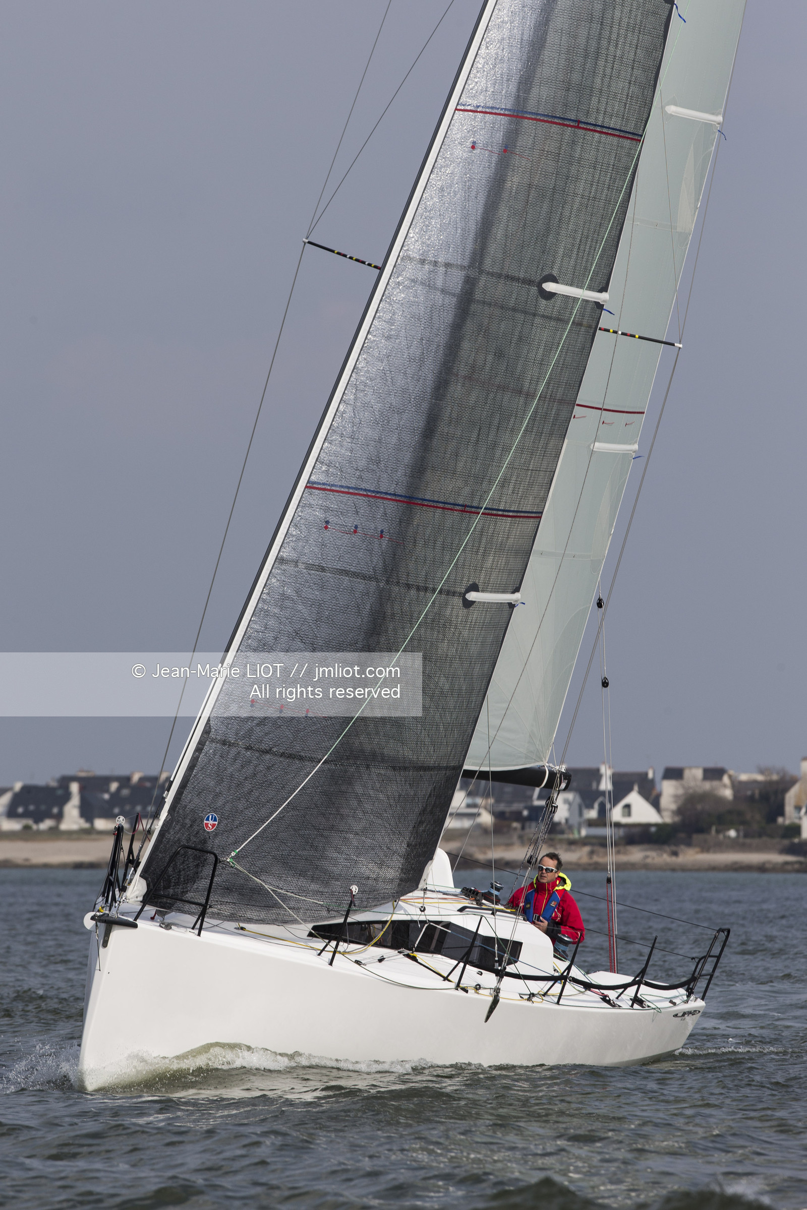 VOILE MAGAZINE - 100 MILLES