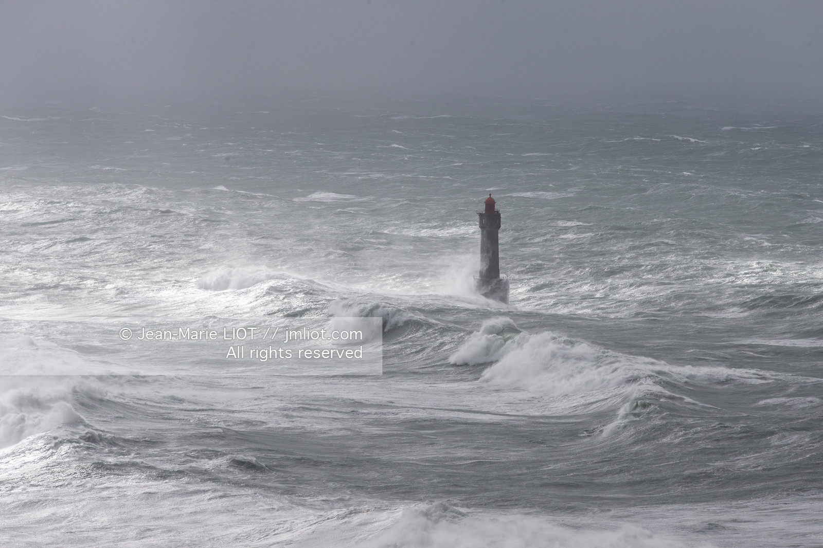 Les phares d'Iroise dans la tempête Ruth