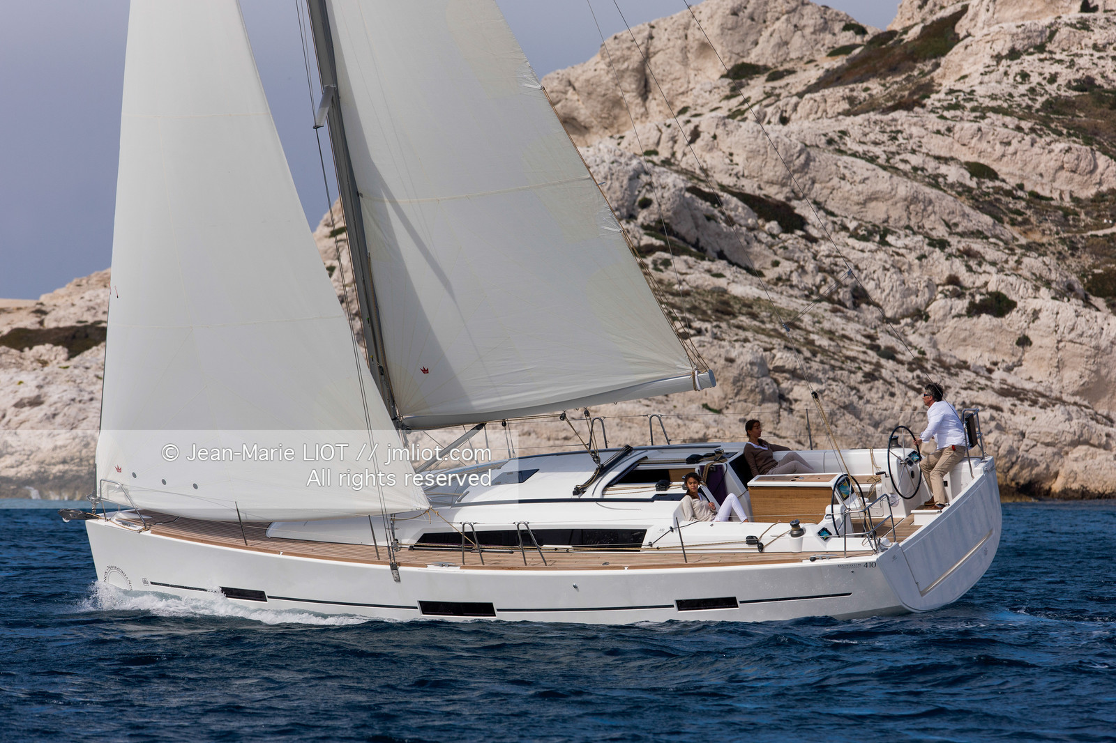 DUFOUR YACHTS - DUFOUR 410 NEW MODEL