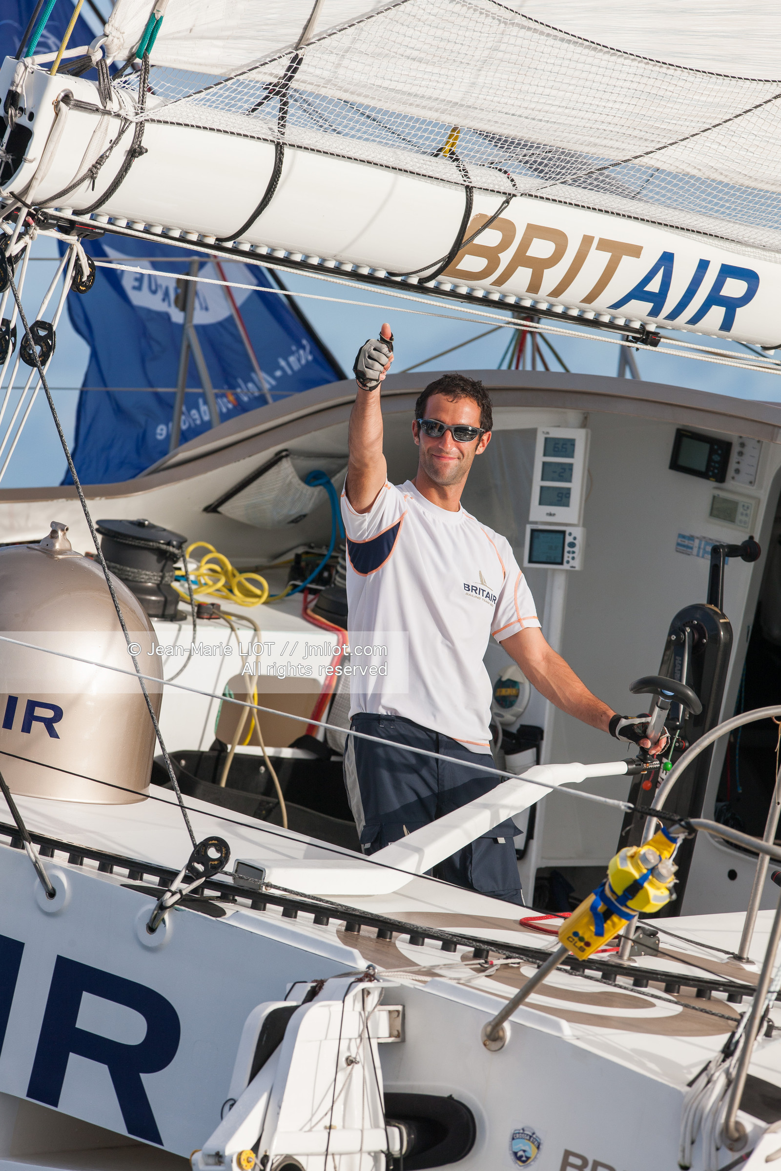 ROUTE DU RHUM 2010 - ARRIVEE DE ARMEL LE CLEAC'H