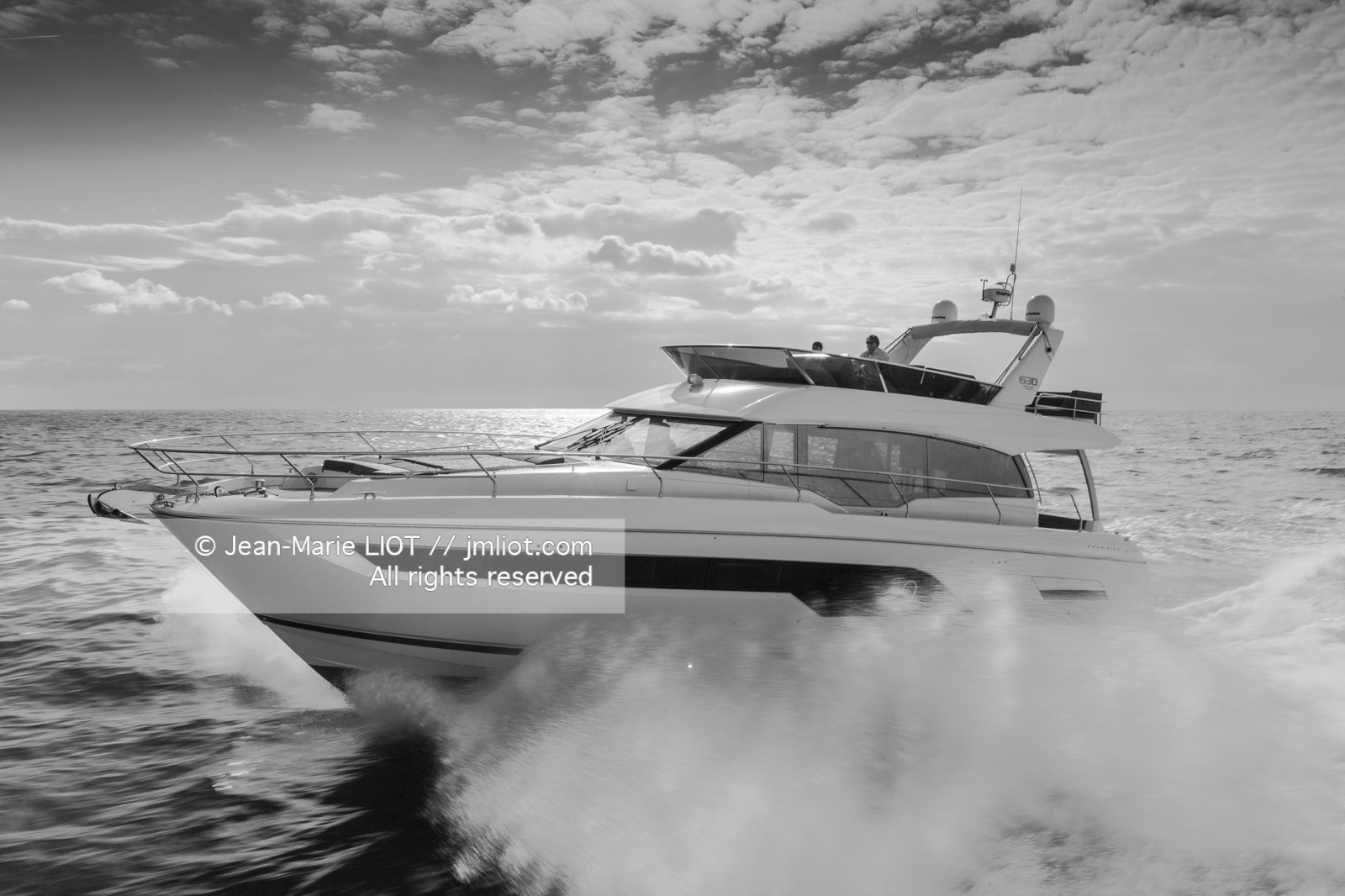 PRESTIGE YACHTS - PRESTIGE 630