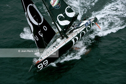 081109VGDEPART_L7A1788