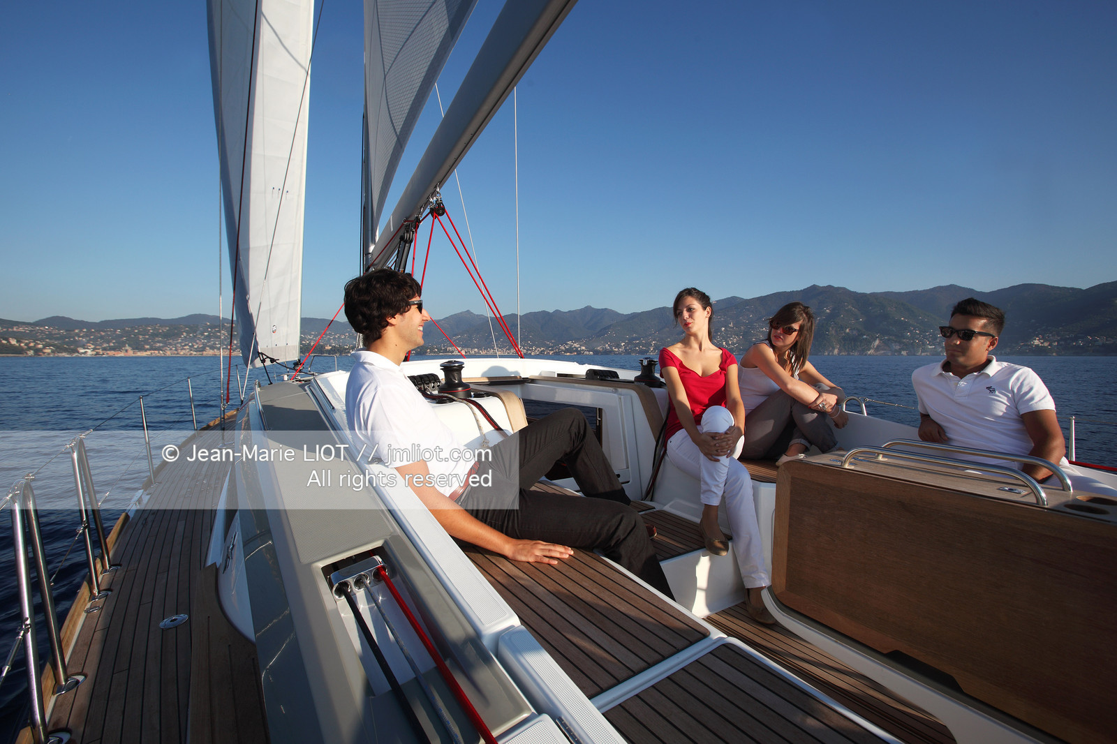 CHANTIER JEANNEAU 2011